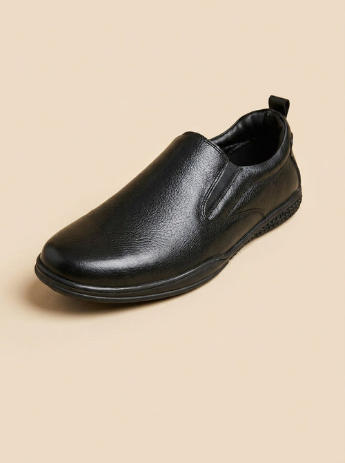 Fislaro - Black Casual Slip-Ons